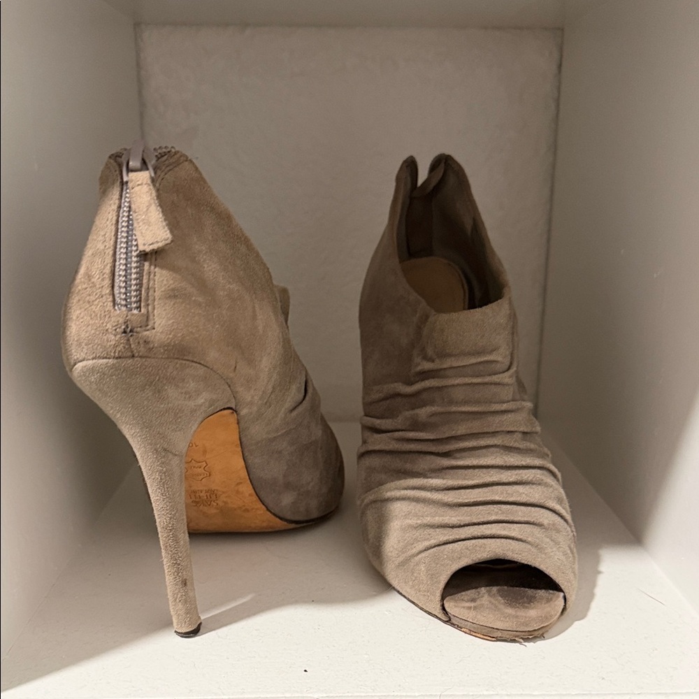 Saks Fifth Avenue Taupe Ruched Peep-Toe Heels